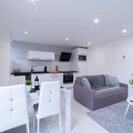 Le Royal Sweet - Parking Gratuit + Wifi *